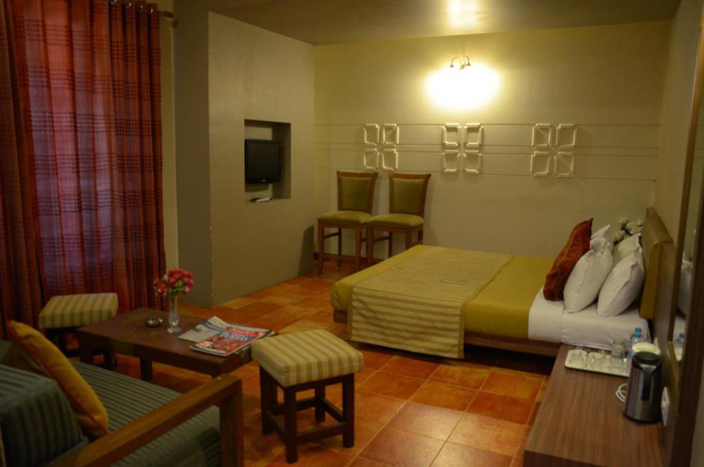 Hotel Chandralok Lonavala Cameră foto